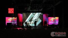 LED室内屏市场动态 技术创新与场景拓展并进