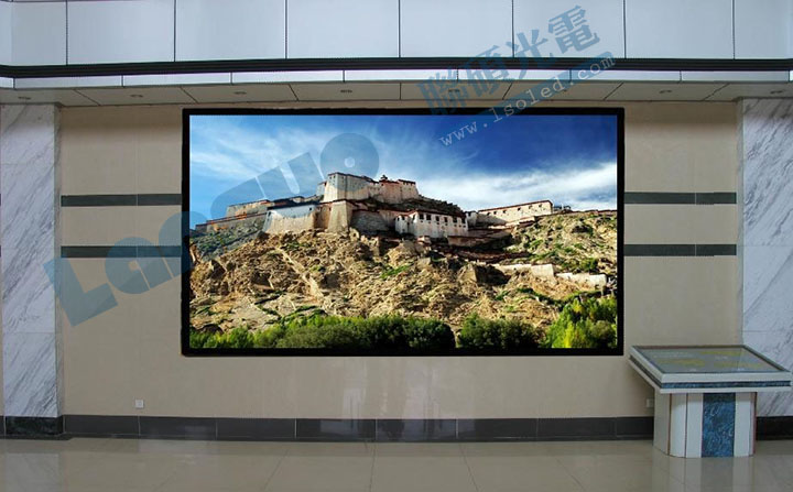 高清LED室内屏P4与P5型号市场报价解析及选购指南